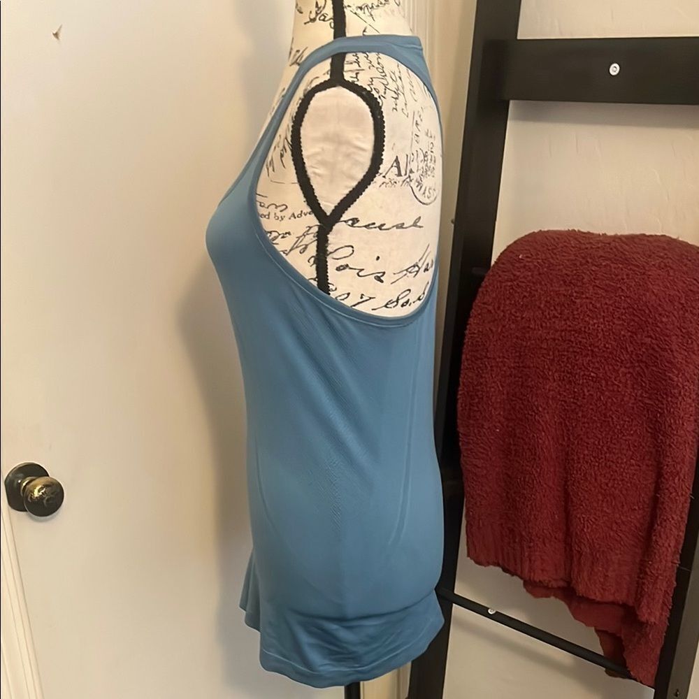 Lululemon Athletic Blue Tank Top Athleisure Gym Workout Yoga Hiking - Picture 4 of 11